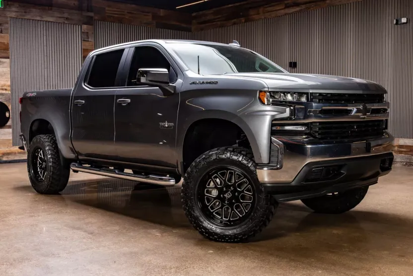 2020 Chevrolet Silverado 1500 LT Texas Edition photo 1
