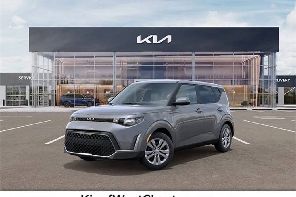 2025 Kia Soul LX photo 1