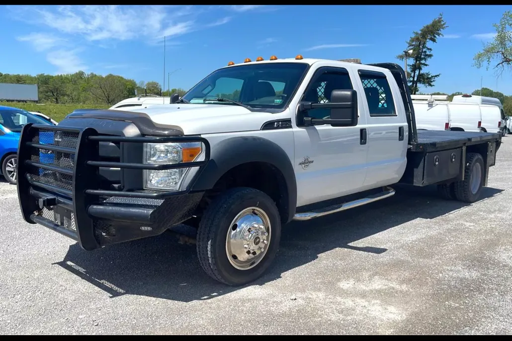 2014 Ford F-550 photo 1