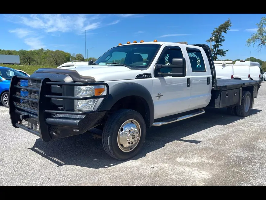 2014 Ford F-550 photo 1