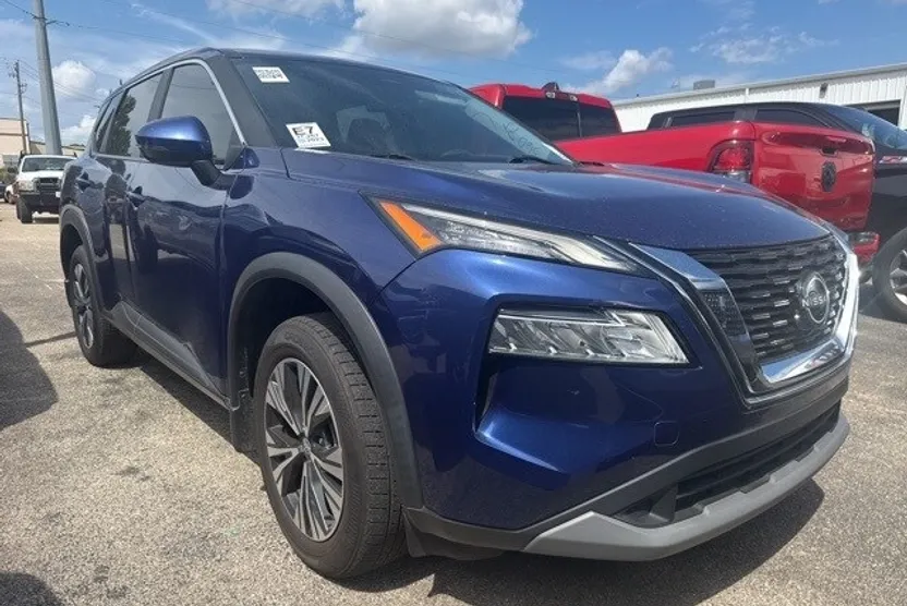 2023 Nissan Rogue SV photo 1