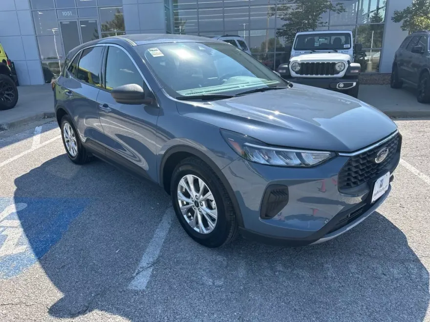 2023 Ford Escape Active photo 1