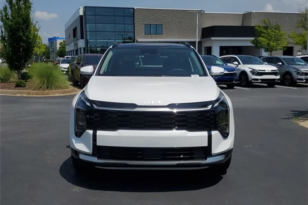 2026 Kia Sportage SX photo 1