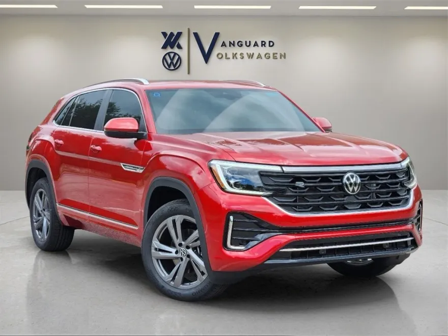 2024 Volkswagen Atlas Cross Sport SEL R-Line photo 1