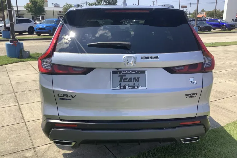 2026 Honda CR-V Hybrid Sport Touring photo 1