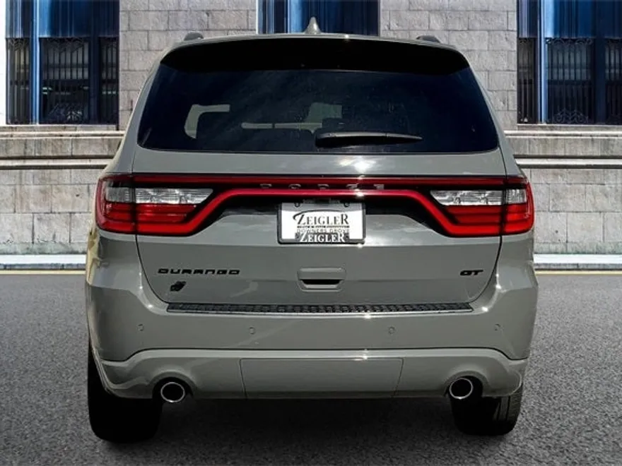 2022 Dodge Durango GT Plus photo 1