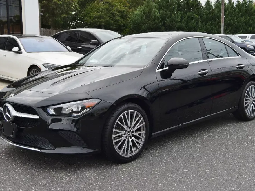 2021 Mercedes Benz CLA 250 4MATIC photo 1