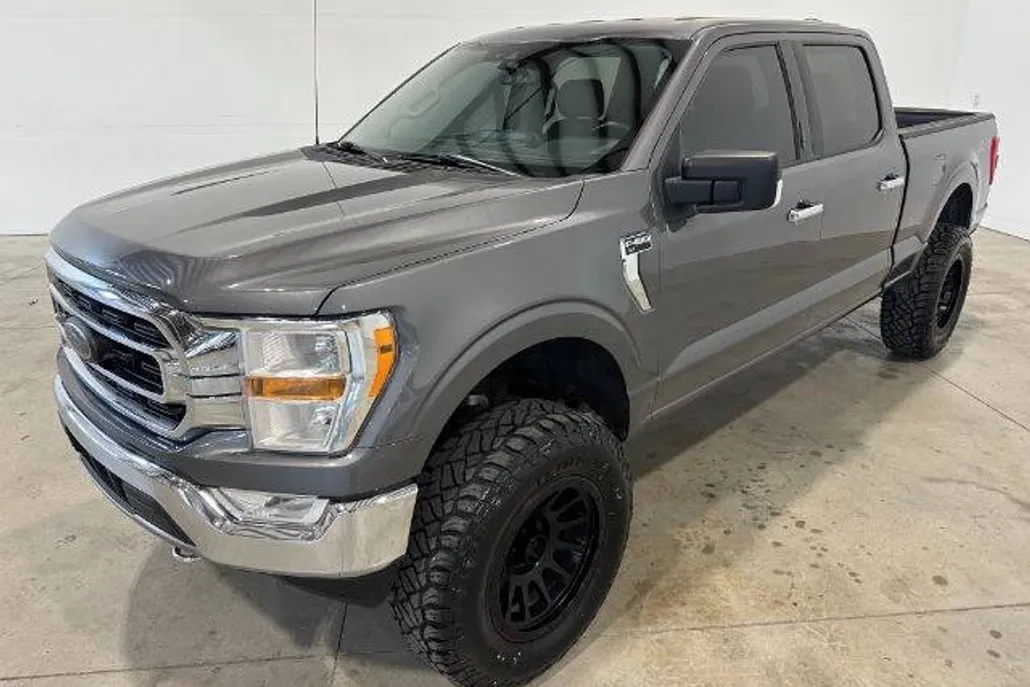 2021 Ford F-150 XLT photo 1