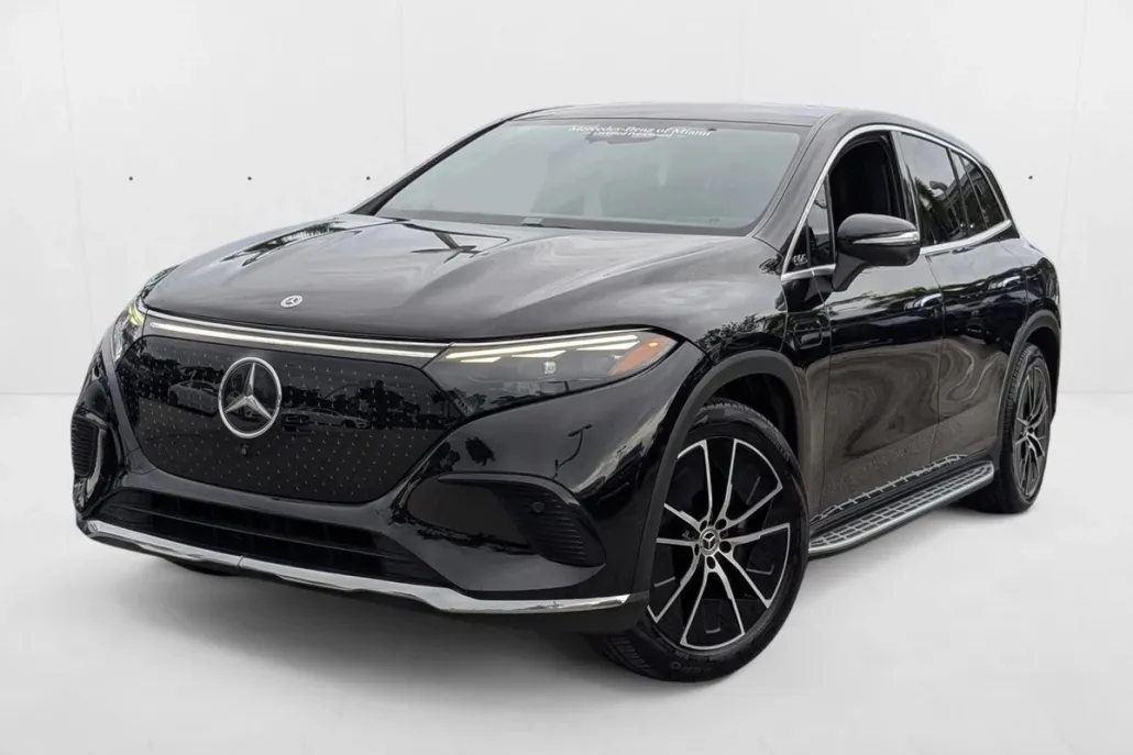 2023 Mercedes Benz EQS SUV 450 photo 1