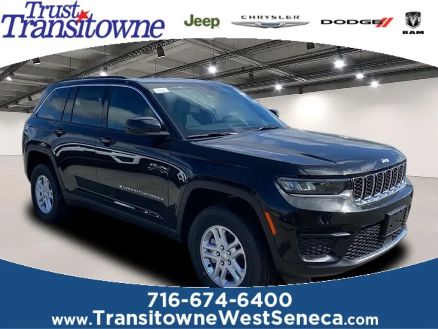2025 Jeep Grand Cherokee Laredo photo 1
