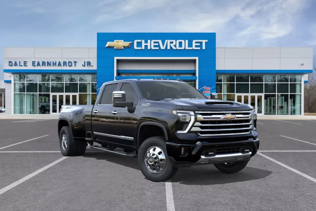 2026 Chevrolet Silverado 3500HD High Country photo 1