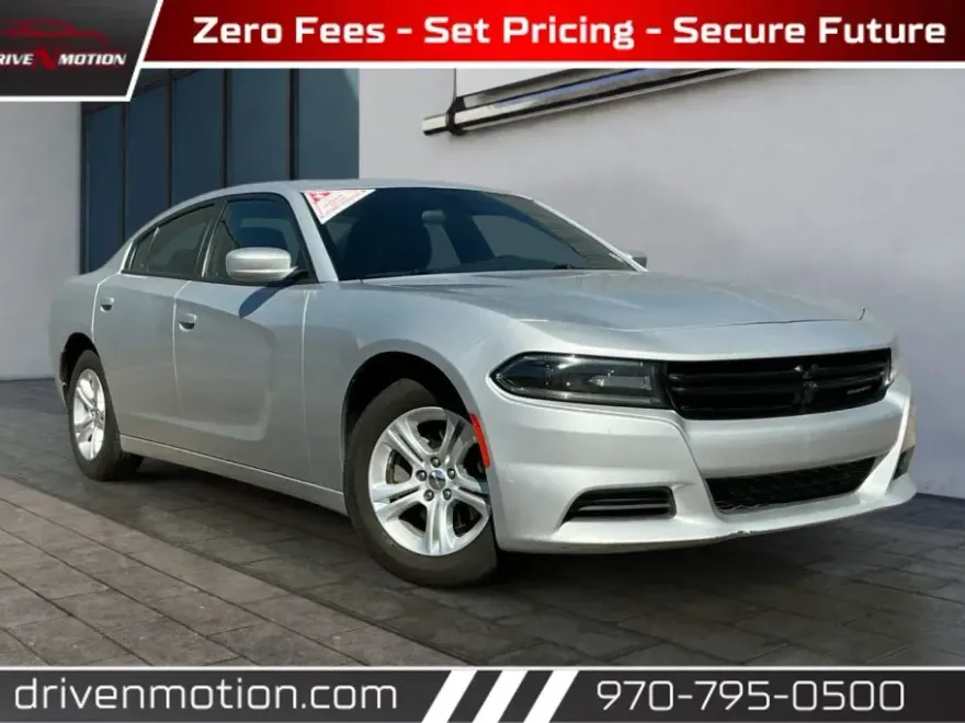 2021 Dodge Charger SXT photo 1
