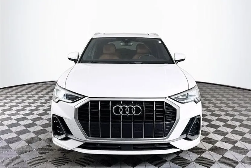 2022 Audi Q3 Premium Plus S line photo 1
