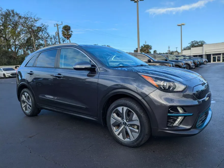 2020 Kia Niro EV EX Premium photo 1