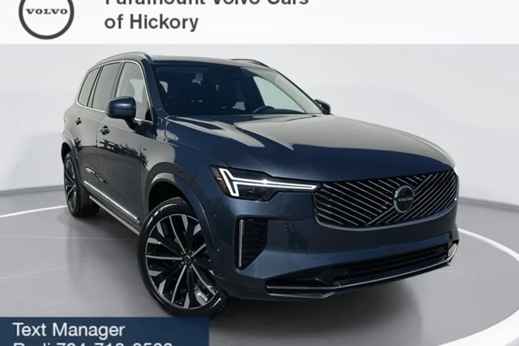 2025 Volvo XC90 Plus photo 1