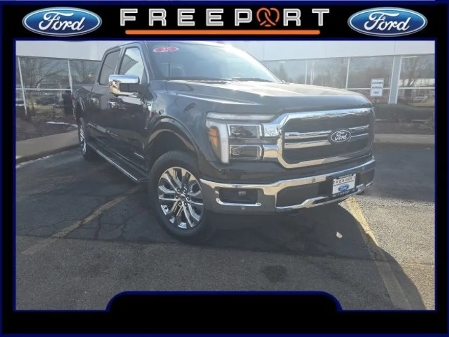 2025 Ford F-150 Lariat photo 1