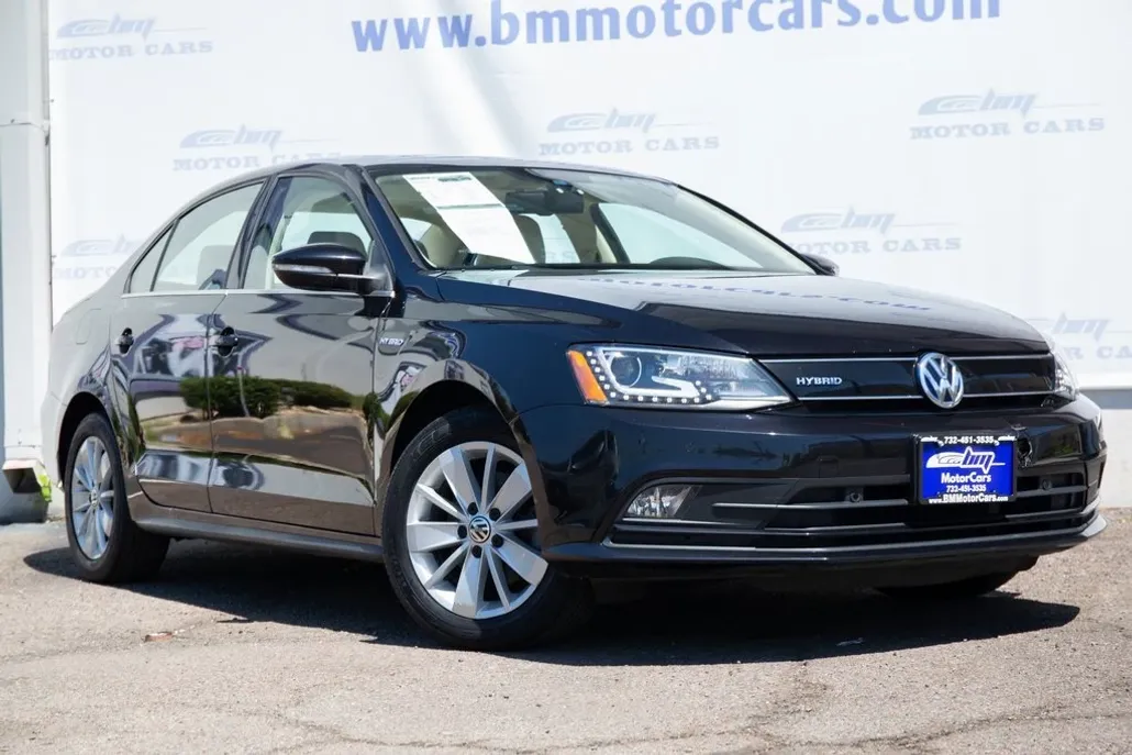 2016 Volkswagen Jetta Hybrid SEL Premium photo 1
