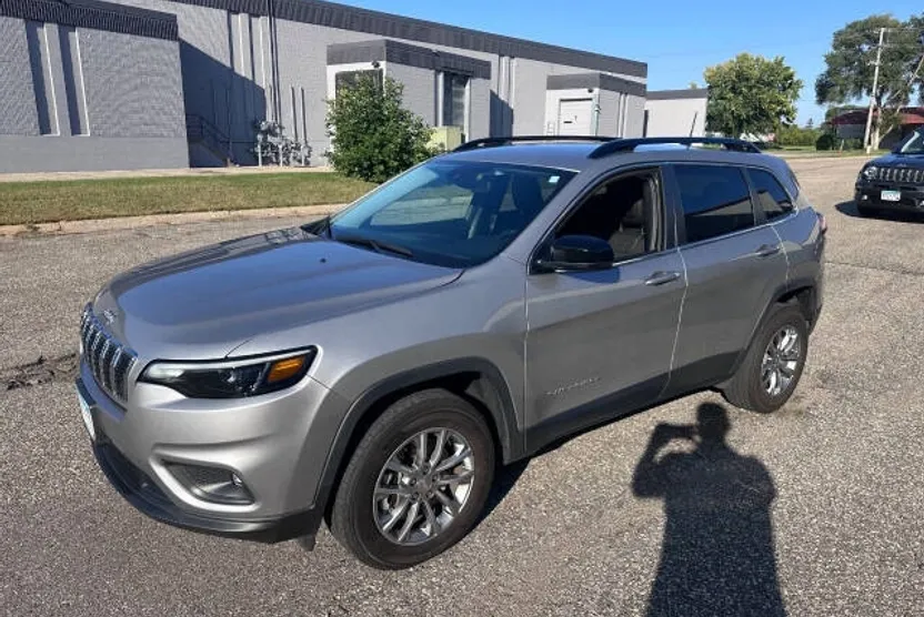 2022 Jeep Cherokee Latitude Lux photo 1