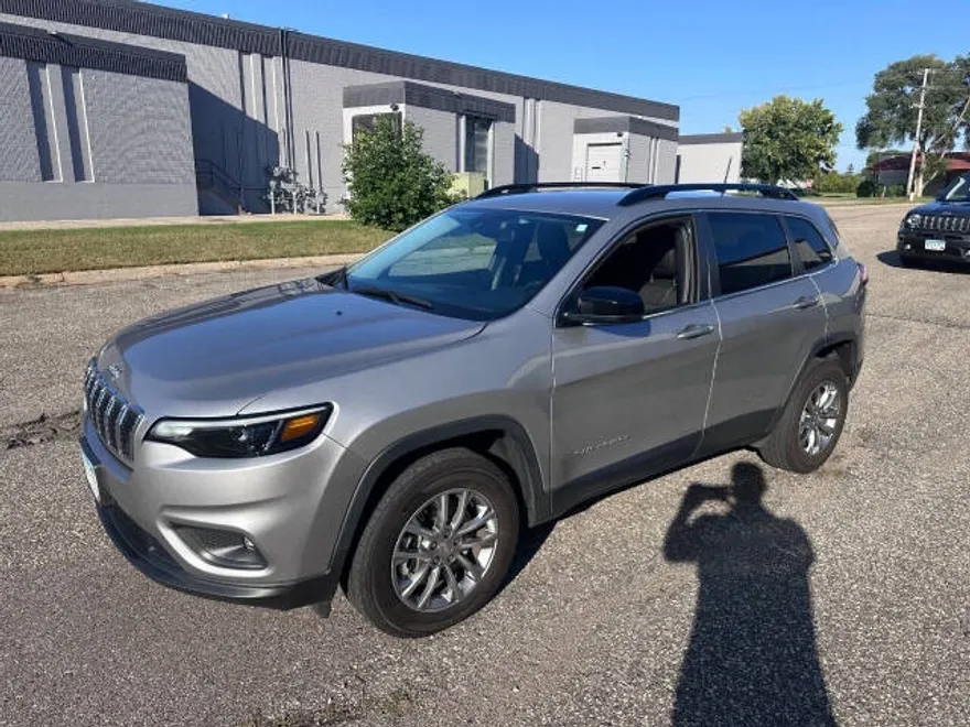 2022 Jeep Cherokee Latitude Lux photo 1