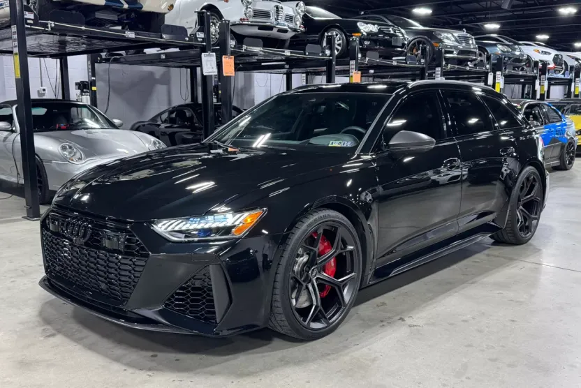 2024 Audi RS 6 Avant Performance photo 1
