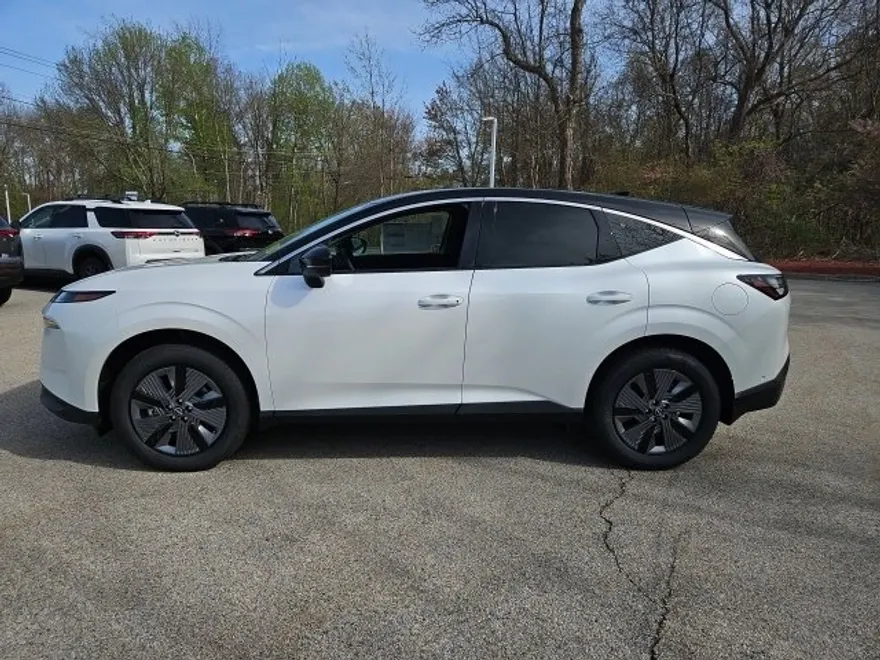 2025 Nissan Murano SL photo 1