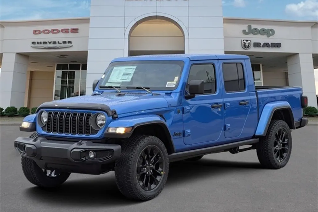 2025 Jeep Gladiator photo 1