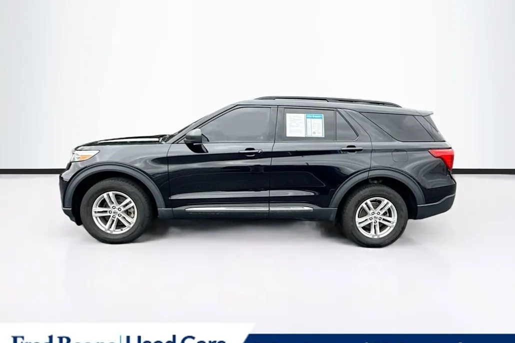 2022 Ford Explorer XLT photo 1