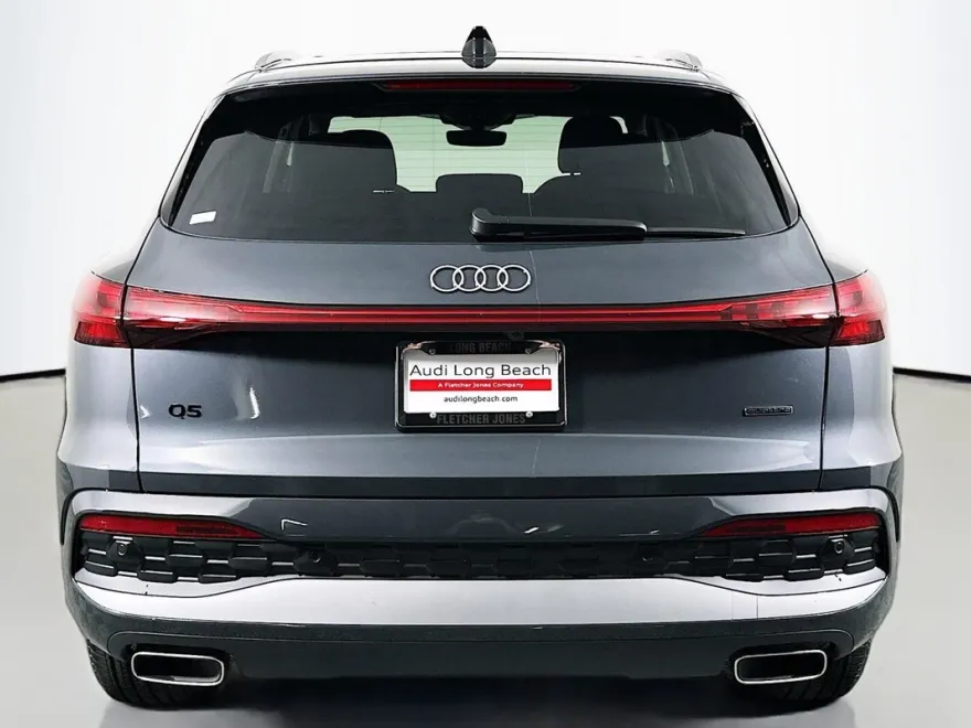 2025 Audi Q5 Premium photo 1