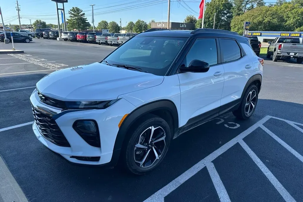 2023 Chevrolet Trailblazer RS photo 1