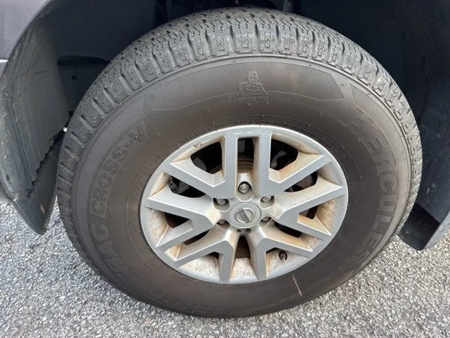 2019 Nissan Frontier SV photo 1