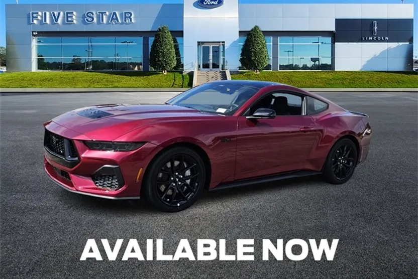 2025 Ford Mustang GT photo 1