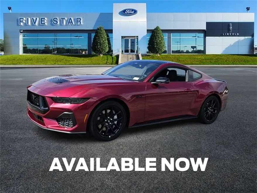 2025 Ford Mustang GT photo 1