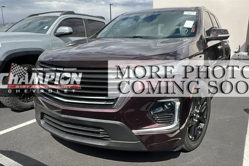 2023 Chevrolet Traverse Premier photo 1