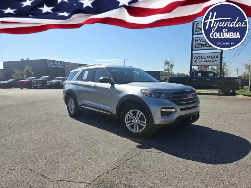2022 Ford Explorer XLT photo 1