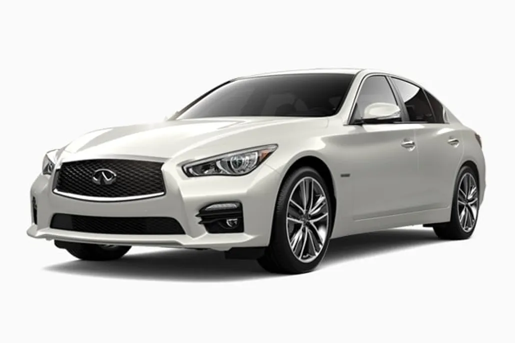 2015 Infiniti Q50 photo 1