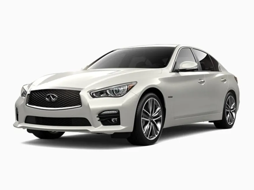 2015 Infiniti Q50 photo 1