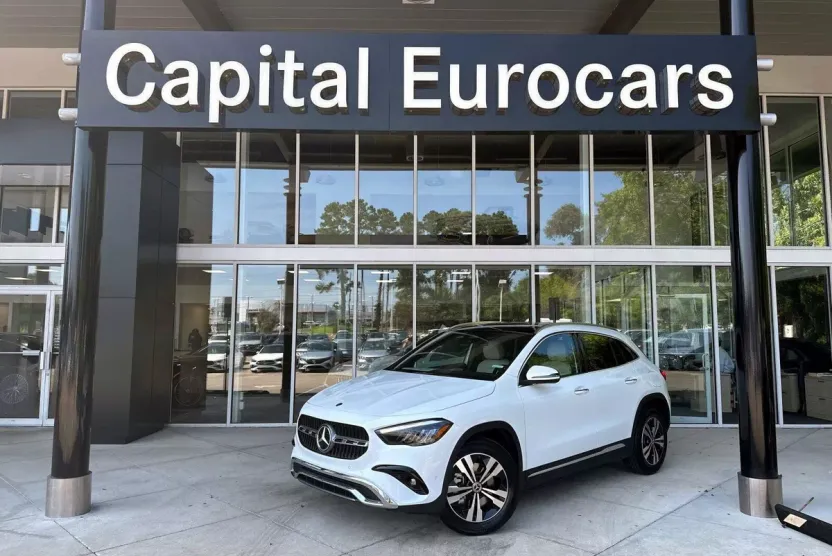 2026 Mercedes Benz GLA 250 photo 1