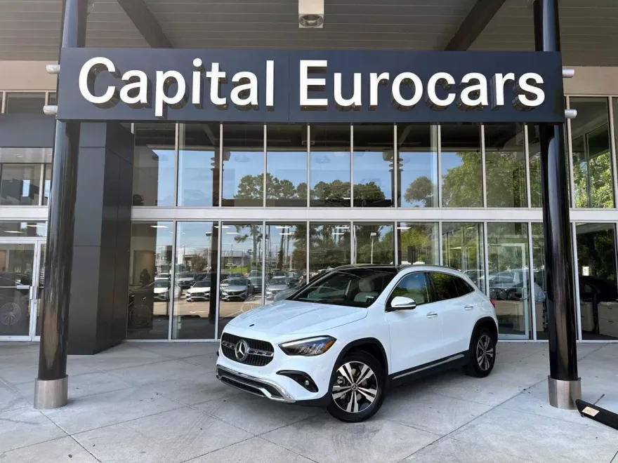2026 Mercedes Benz GLA 250 photo 1