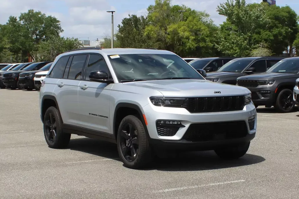 2025 Jeep Grand Cherokee Limited photo 1