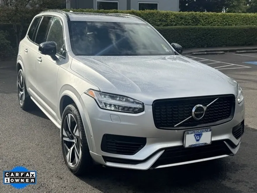 2022 Volvo XC90 Recharge R-Design photo 1