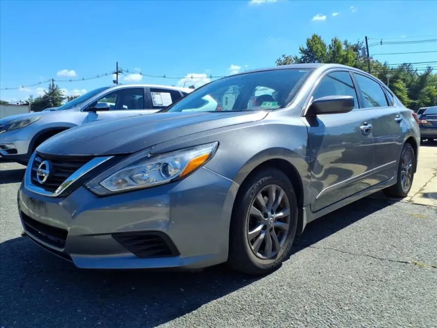 2018 Nissan Altima 2.5 S photo 1