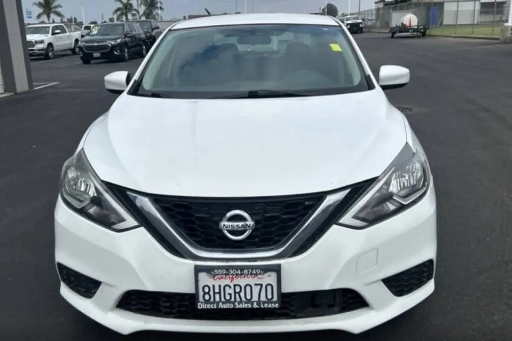 2019 Nissan Sentra S photo 1