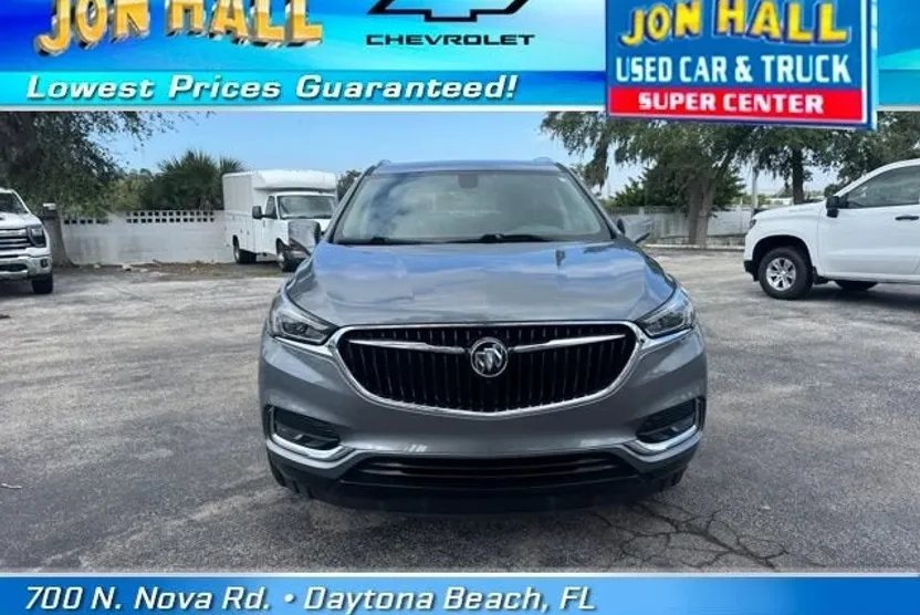 2018 Buick Enclave Essence photo 1
