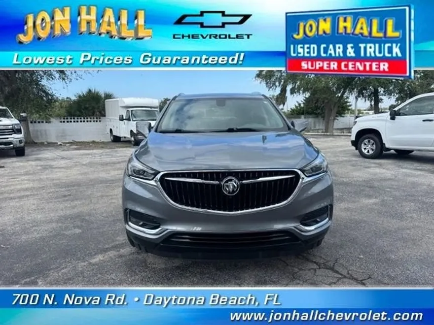 2018 Buick Enclave Essence photo 1