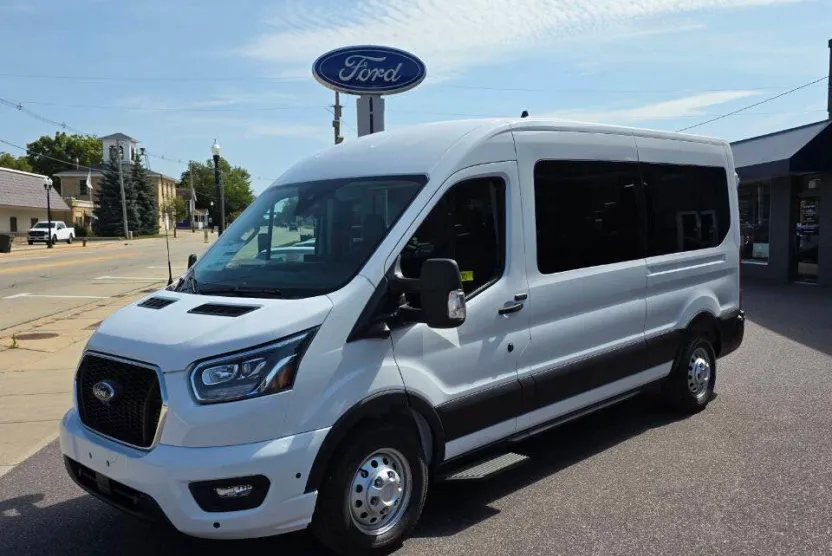 2025 Ford Transit photo 1