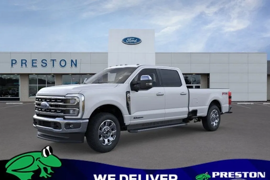 2025 Ford F-250 Lariat photo 1
