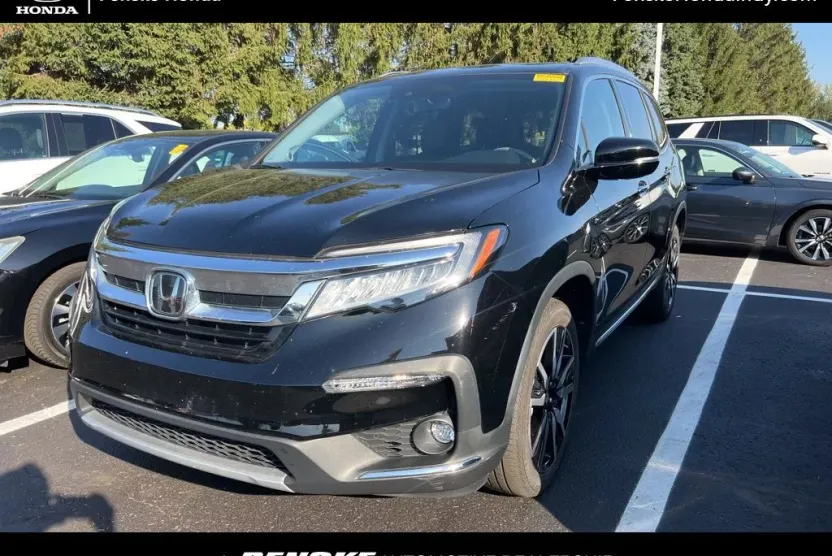 2022 Honda Pilot Touring photo 1