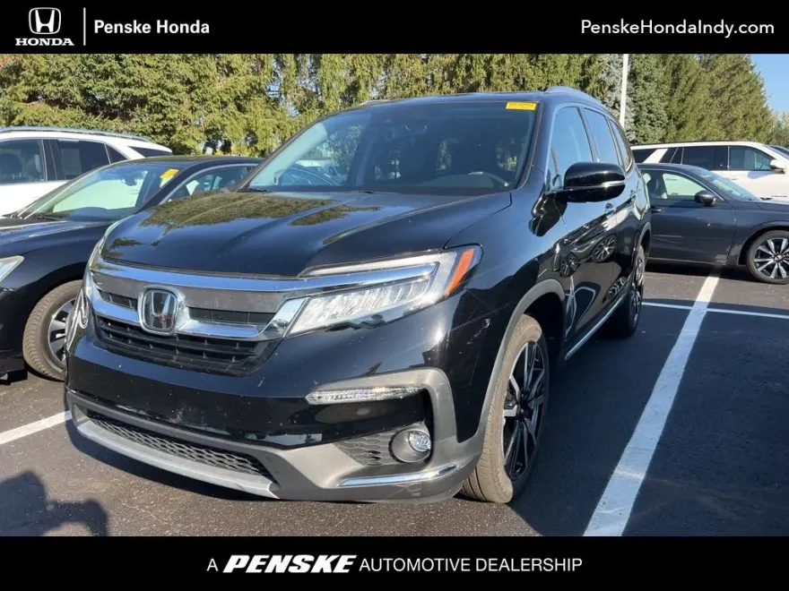 2022 Honda Pilot Touring photo 1