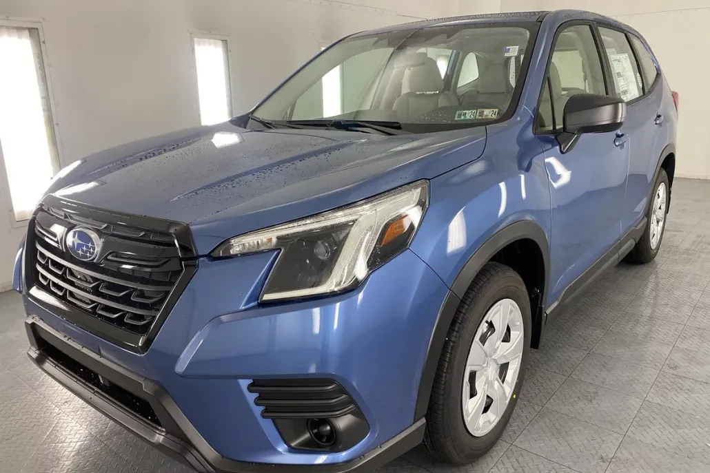 2024 Subaru Forester Base photo 1