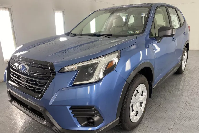 2024 Subaru Forester Base photo 1